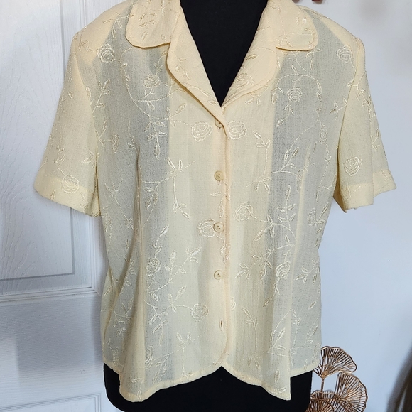 Vintage 90s cropped floral stitched button-up blouse - Picture 4 of 6